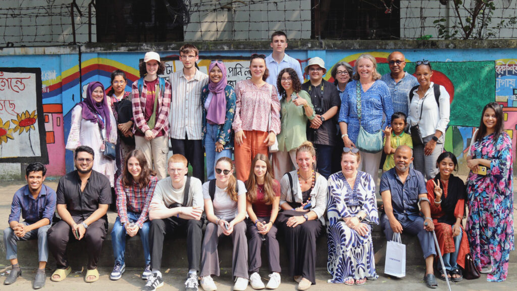 The students and teachers from Luxembourg spent time around university campuses in Dhaka to learn about life and circumstances for youths around their age in Bangladesh. 